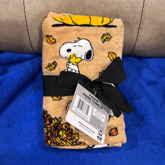 Peanuts Bath Peanuts Snoopy Fall Hand Towels Poshmark